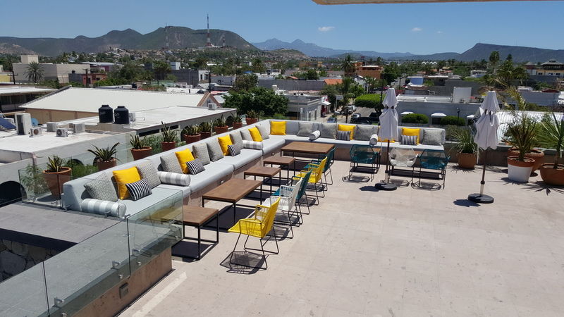 Hotel Catedral La Paz Exteriér fotografie Rooftop bar at the Hotel Habita